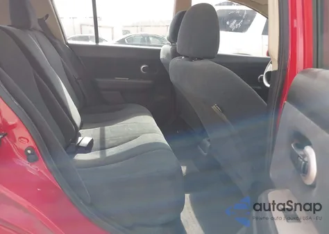 2011 Nissan Versa 1.8S z USA, uszkodzony, nr VIN 3N1BC1CP4BL492765